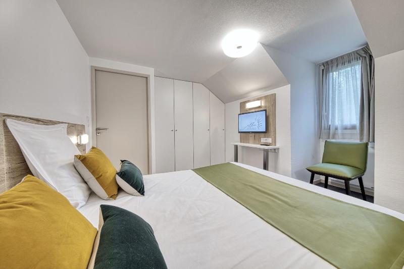 Hotel-Club Lac d'Orient image