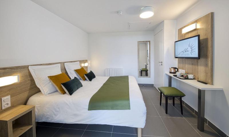 Hotel-Club Lac d'Orient image