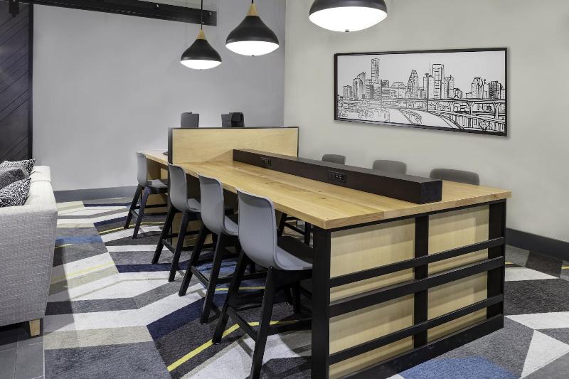 Hyatt House The Woodlands / Shenandoah image