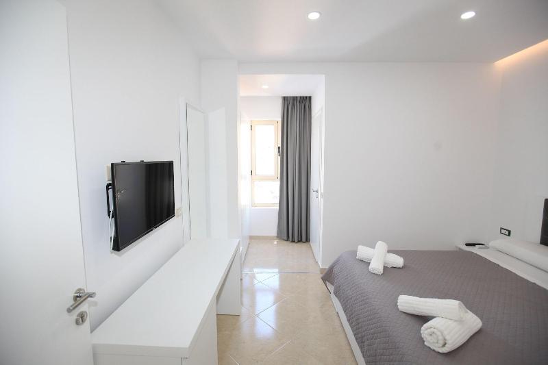Nika Hotel image