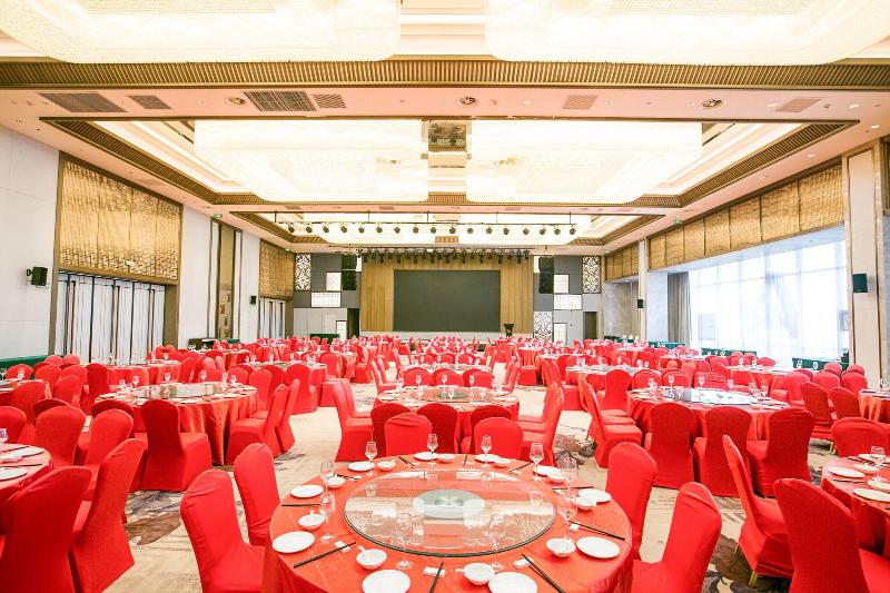 Alcadia Hotel image