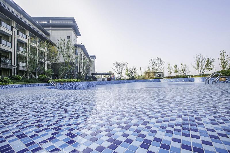 Alcadia Hotel image