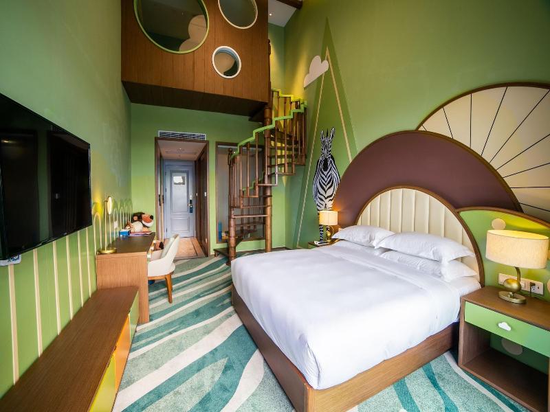 Alcadia Hotel image
