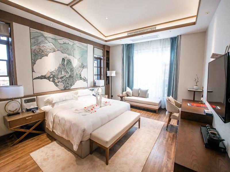 Alcadia Hotel image