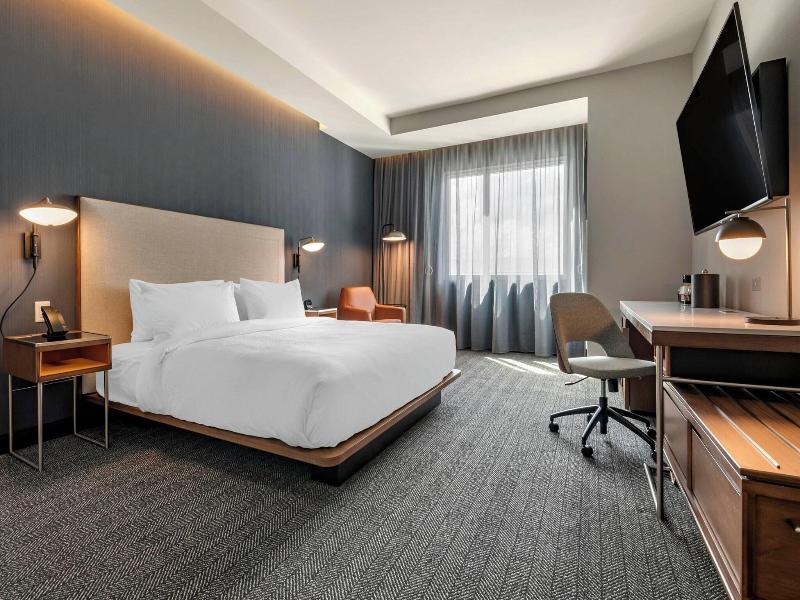Courtyard by Marriott Fort Lauderdale Downtown image