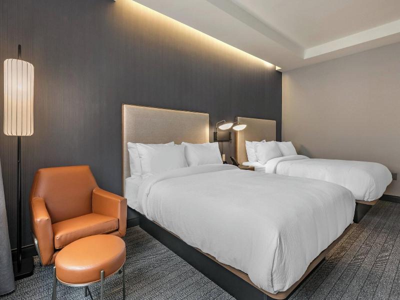 Courtyard by Marriott Fort Lauderdale Downtown image