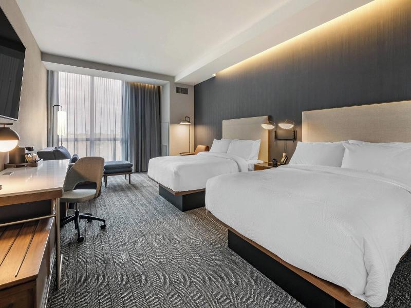 Courtyard by Marriott Fort Lauderdale Downtown image