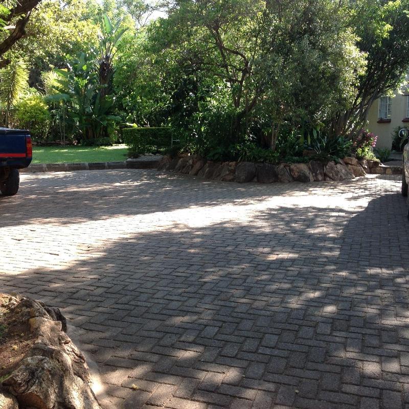 Lynn's Guest House image