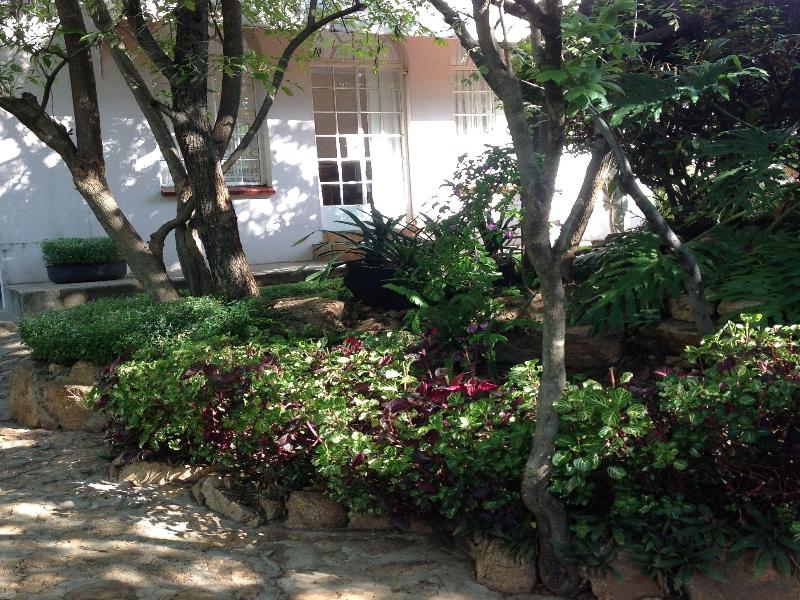 Lynn's Guest House image