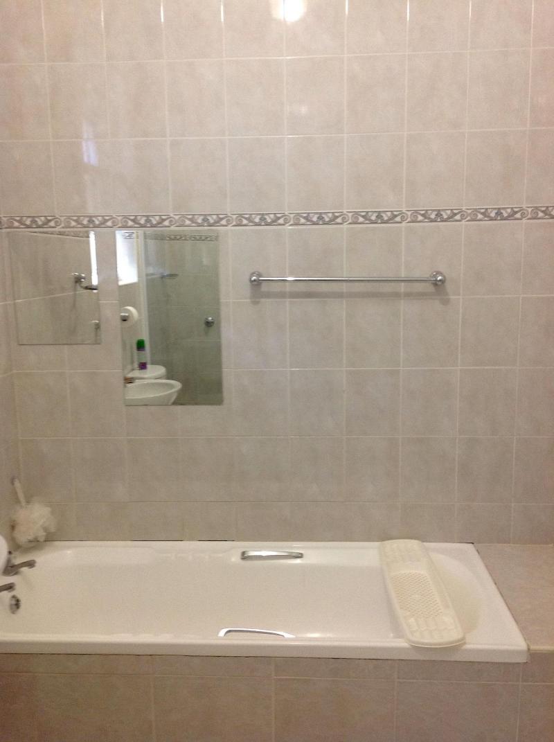 Lynn's Guest House image