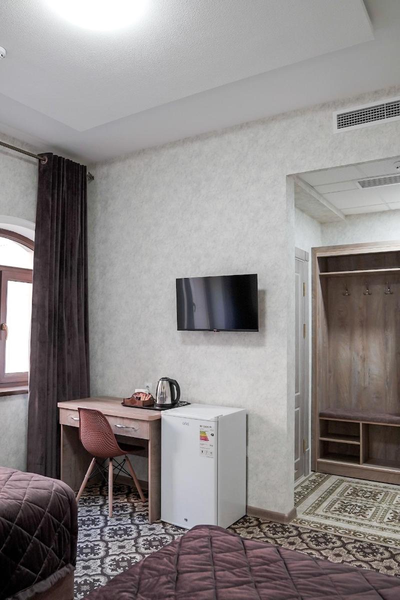 Level Hotel image