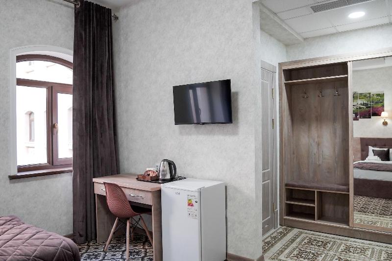 Level Hotel image