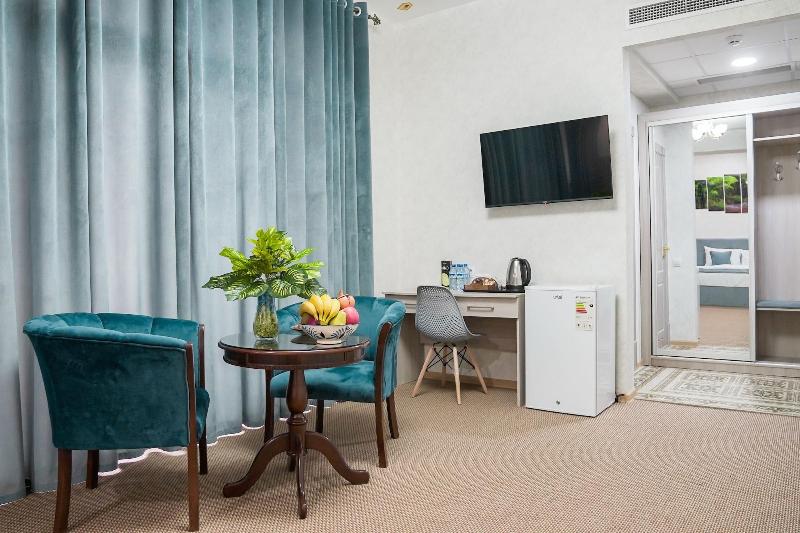 Level Hotel image