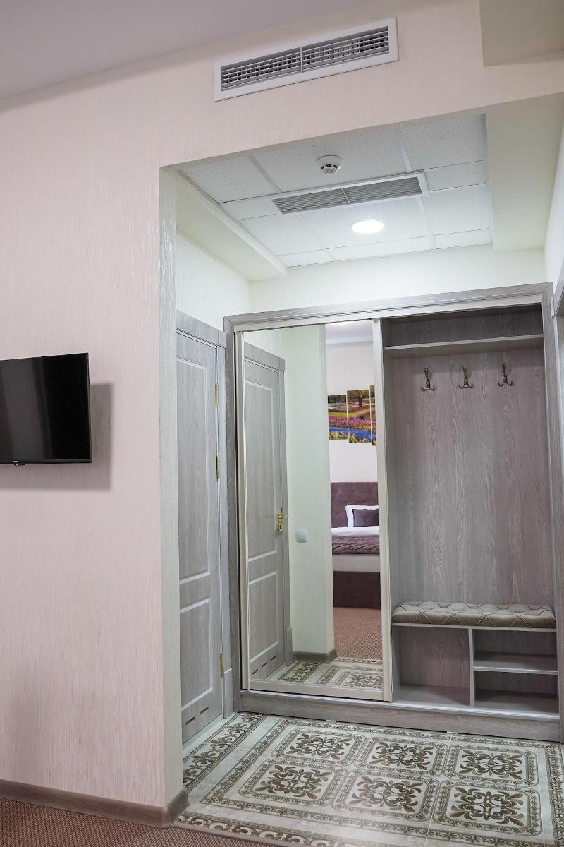Level Hotel image