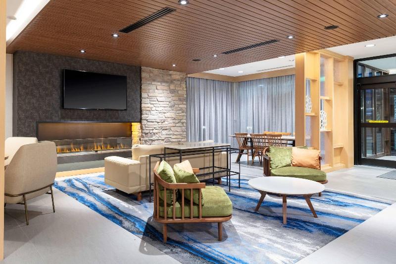 Fairfield Inn & Suites by Marriott Medford image