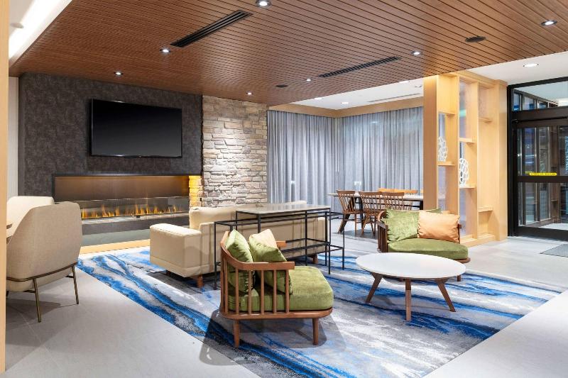 Fairfield Inn & Suites by Marriott Medford image