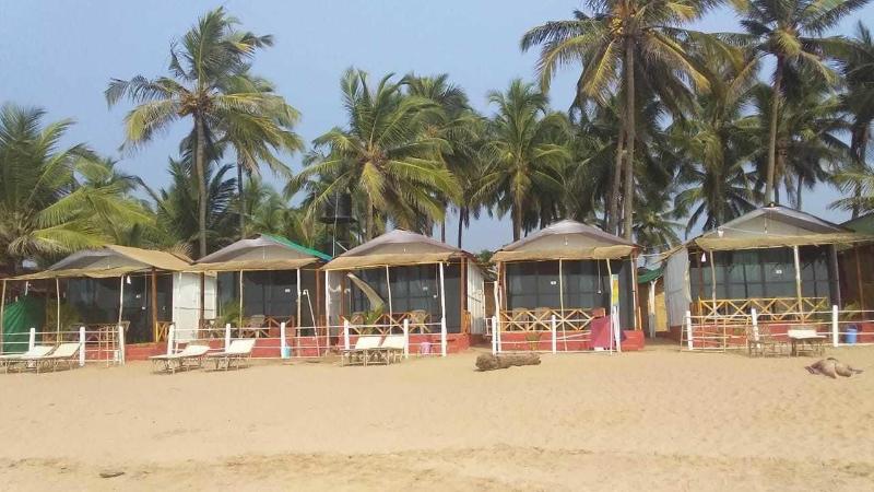 Kashinath Beach Huts image