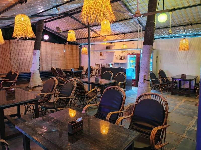 Kashinath Beach Huts image