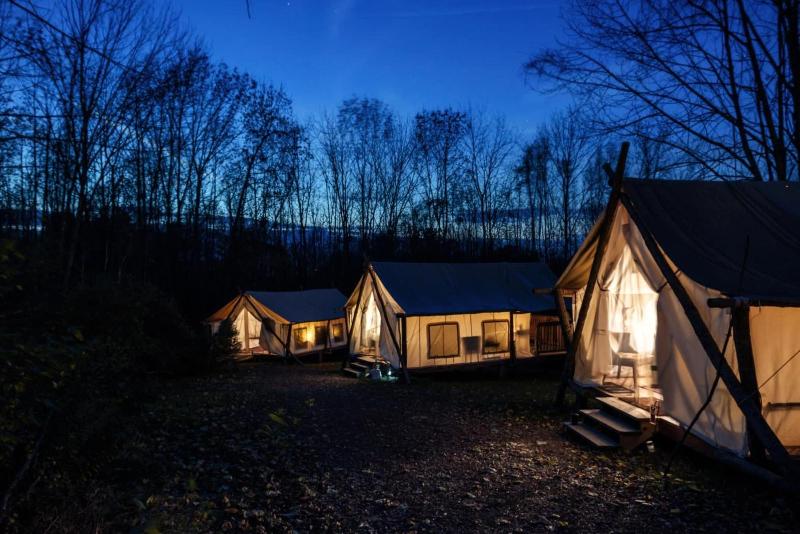 Firelight Camps image