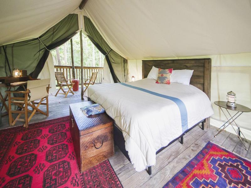 Firelight Camps image