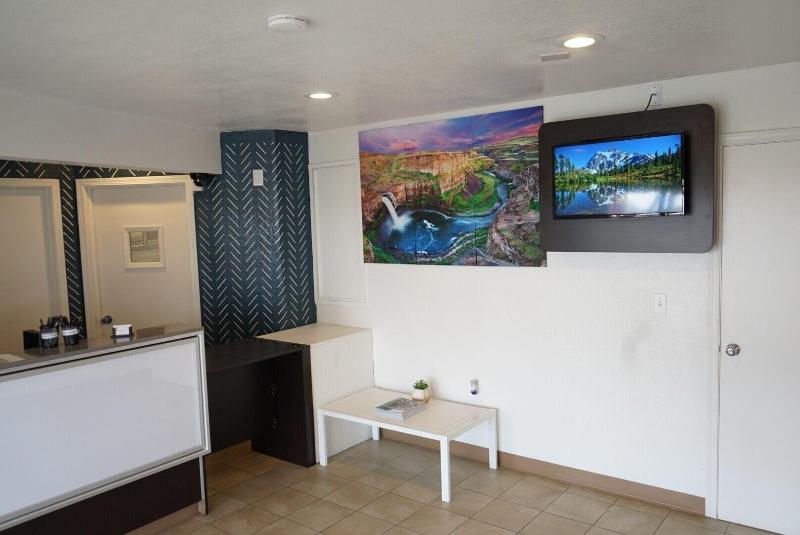 Othello Inn And Suites image