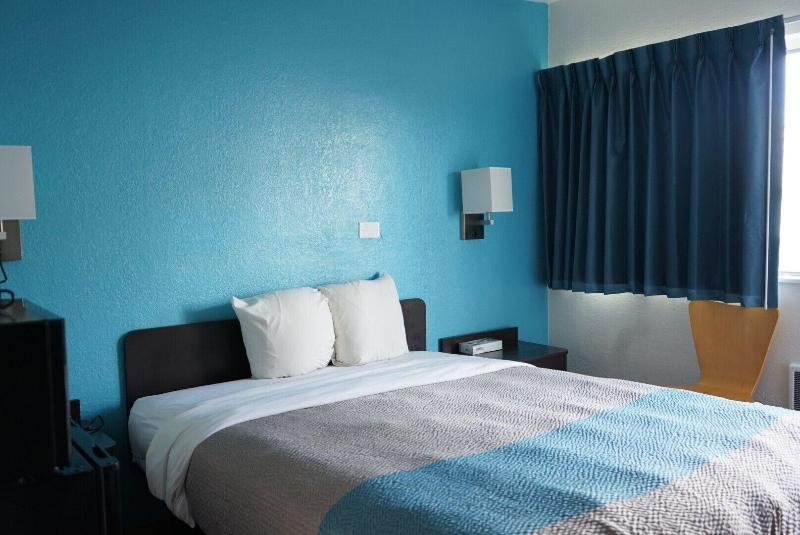 Othello Inn And Suites image 2