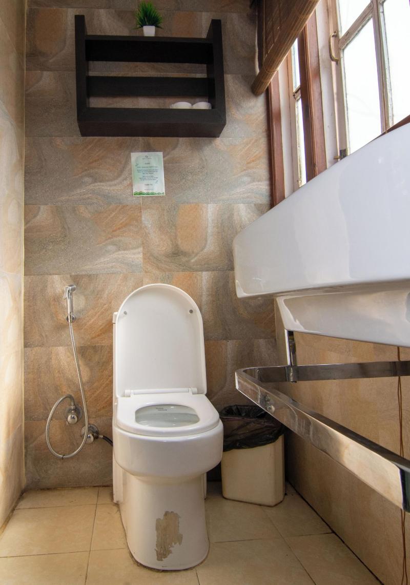 Fresco Retreat image