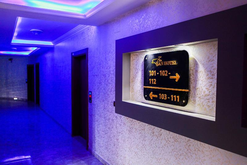 Van Hotel image