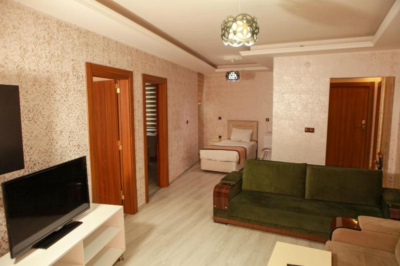 Van Hotel image