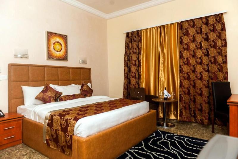 Sefcon Suites Apartment image