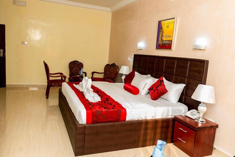 Sefcon Suites Apartment image