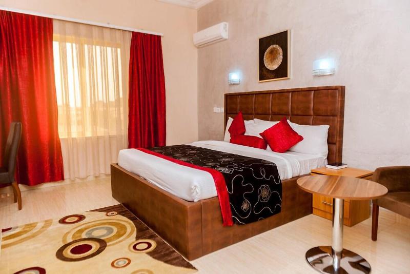 Sefcon Suites Apartment image
