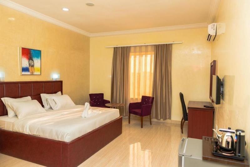 Sefcon Suites Apartment image