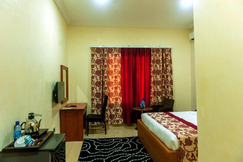 Sefcon Suites Apartment image