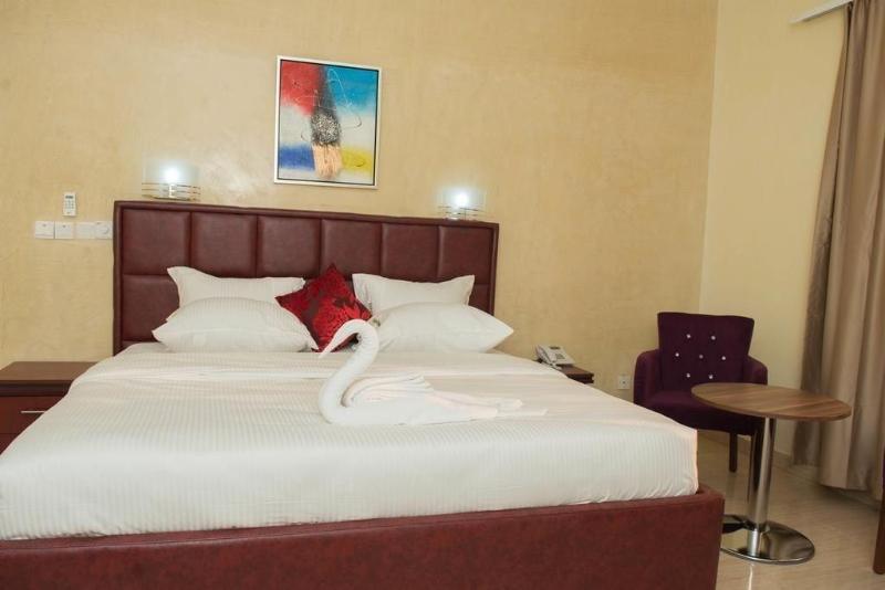 Sefcon Suites Apartment image
