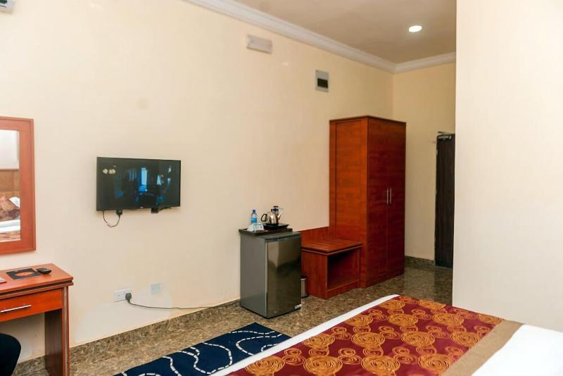 Sefcon Suites Apartment image
