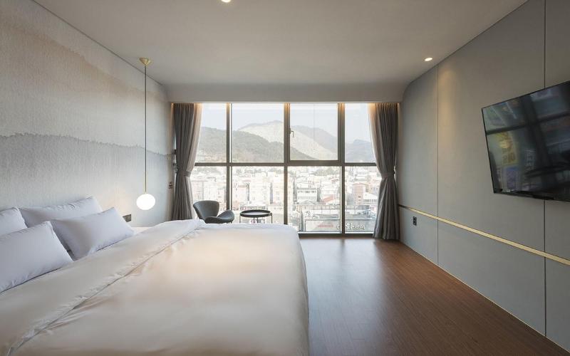 Hound Hotel Yongwon image