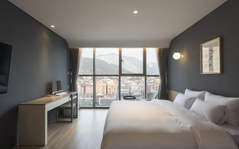 Hound Hotel Yongwon image