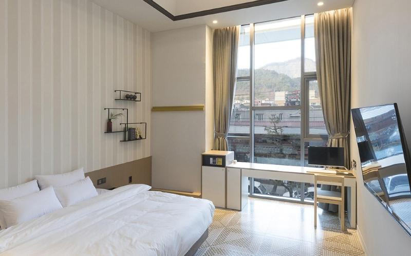 Hound Hotel Yongwon image