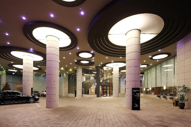 Ecograd Hotel image