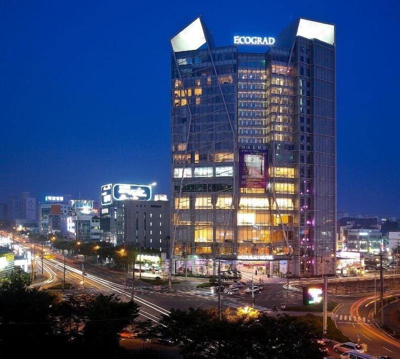 Ecograd Hotel image