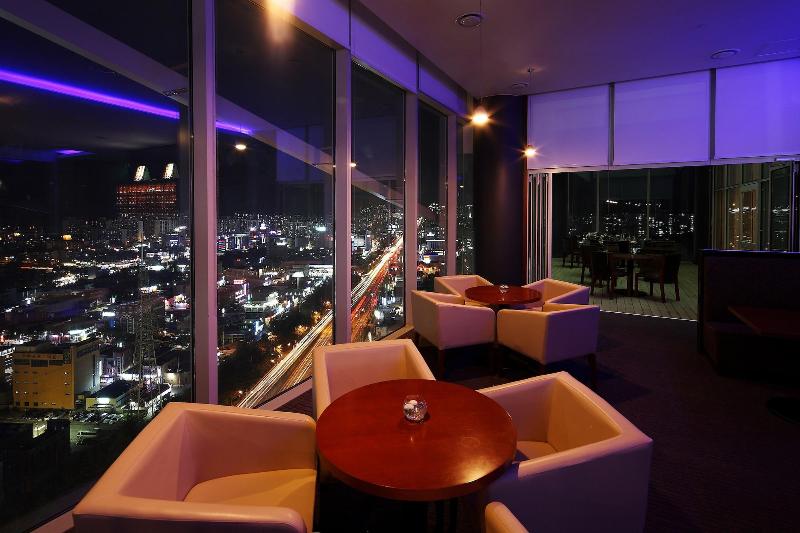 Ecograd Hotel image