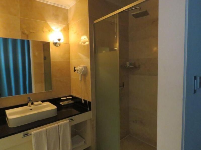 Ecograd Hotel image