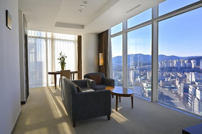 Ecograd Hotel image