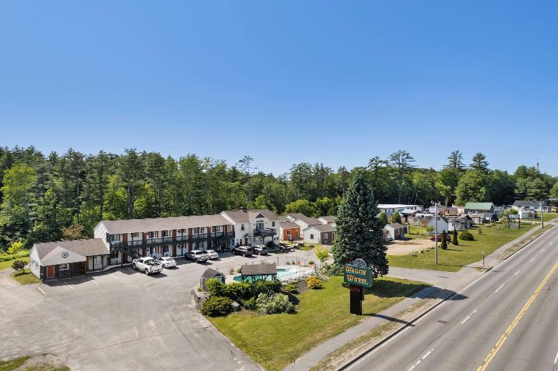 Wagon Wheel Motel image