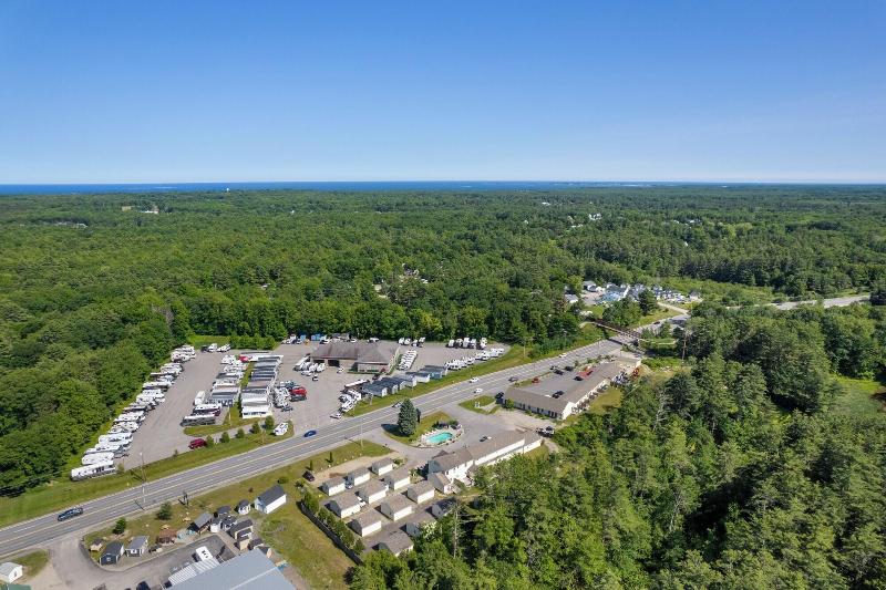 Wagon Wheel Motel image
