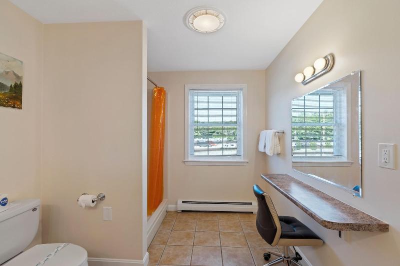 Wagon Wheel Motel image