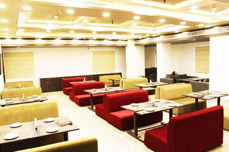 Hotel RG Inn image