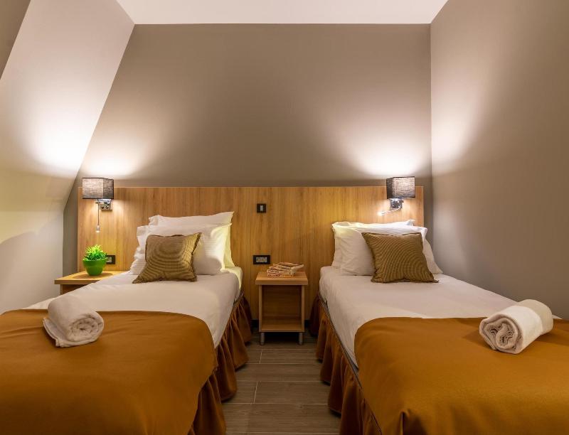 Hotel Resurs image