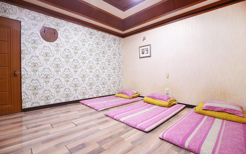 Nonsan Titanic Motel image